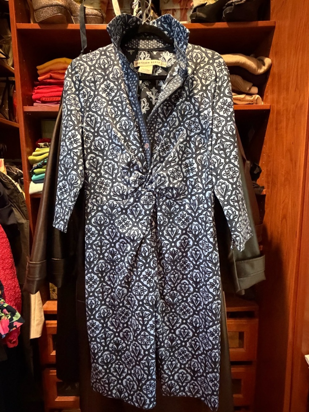 Gretchen Scott Light Blue and Dark Blue Twist & Shout Dress. Size: Goddess